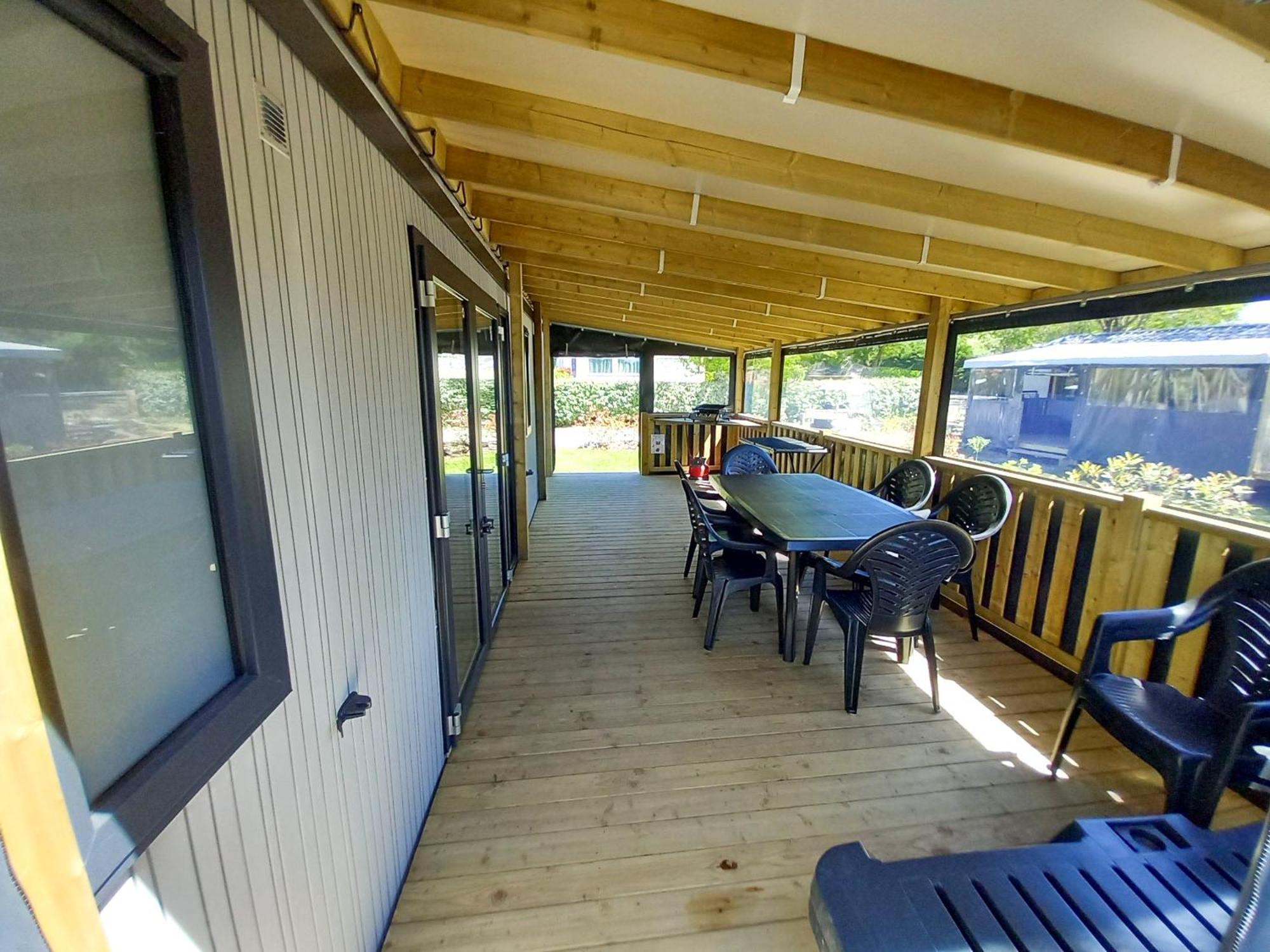 Camping Les Brillas Les Moutiers Екстер'єр фото